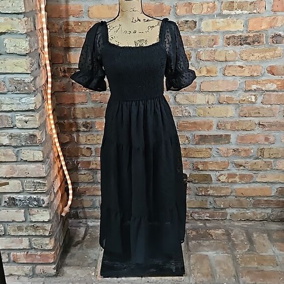 NWT Fashion Black dotted Swiss puff sleeve midi dress size Small - Picture 1 of 11